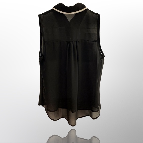 EDGEβ’ NYC Black&White Sleeveless Button-up Tank Too - Picture 2 of 11